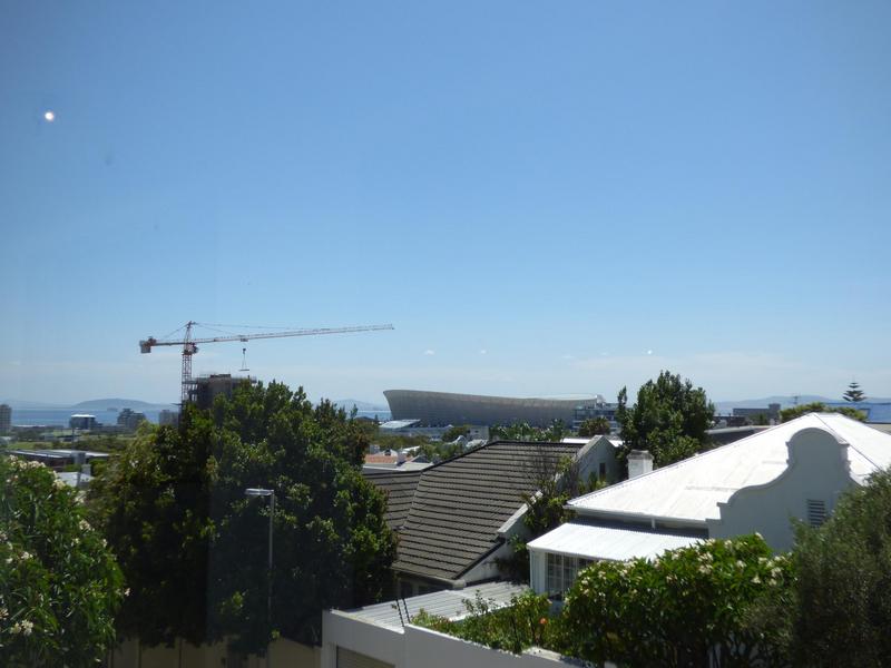 To Let 3 Bedroom Property for Rent in Green Point Western Cape